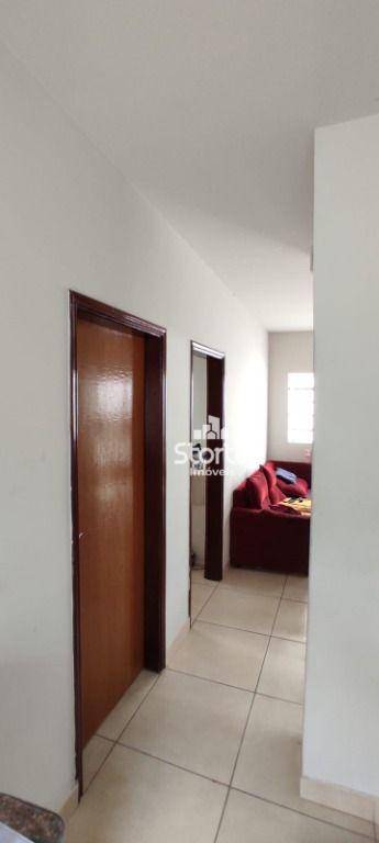 Casa de Condomínio à venda com 2 quartos, 80m² - Foto 2