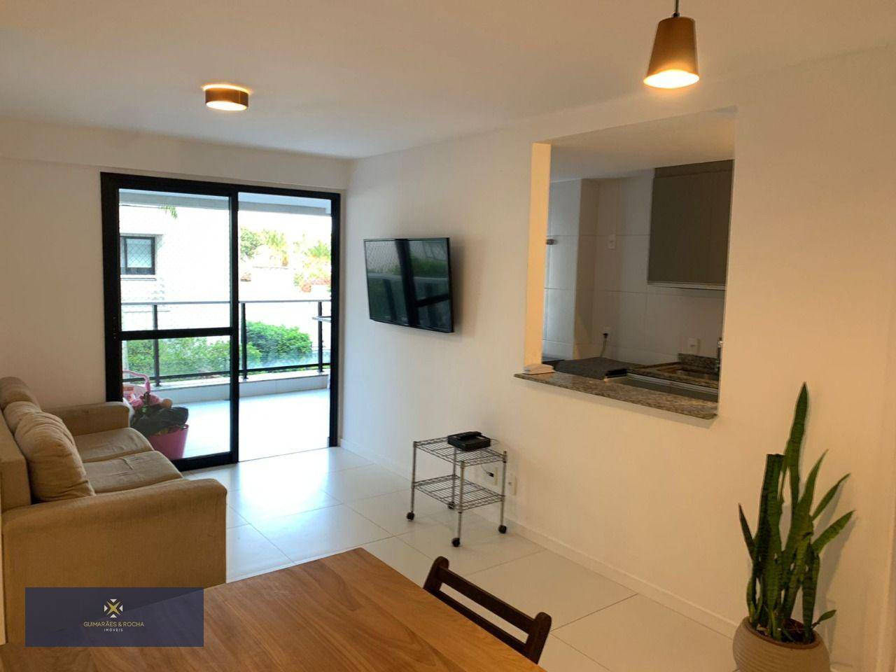 Apartamento à venda com 2 quartos, 71m² - Foto 1