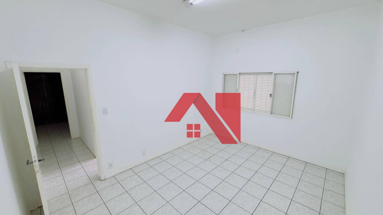 Casa, 3 quartos, 196 m² - Foto 4