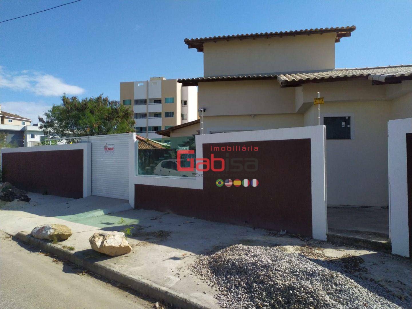 Casa à venda com 2 quartos, 130m² - Foto 1