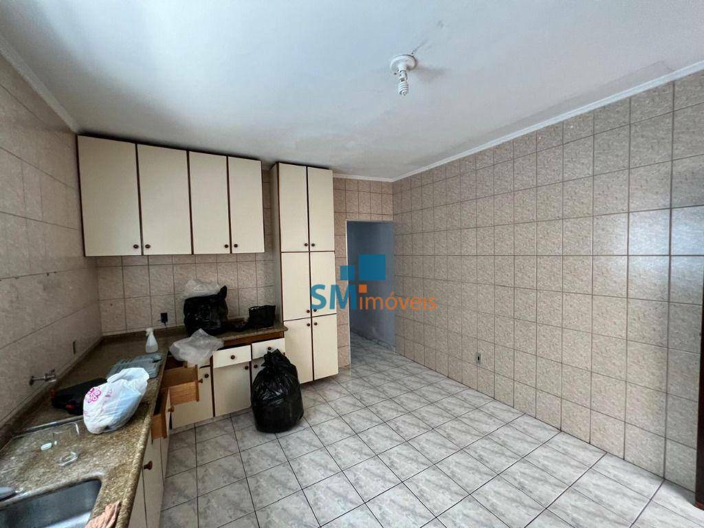 Sobrado à venda com 3 quartos, 250m² - Foto 27