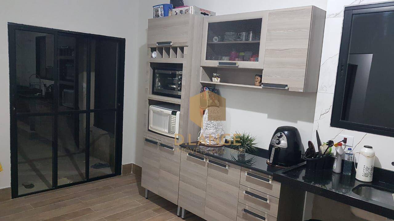 Casa à venda com 3 quartos, 200m² - Foto 13