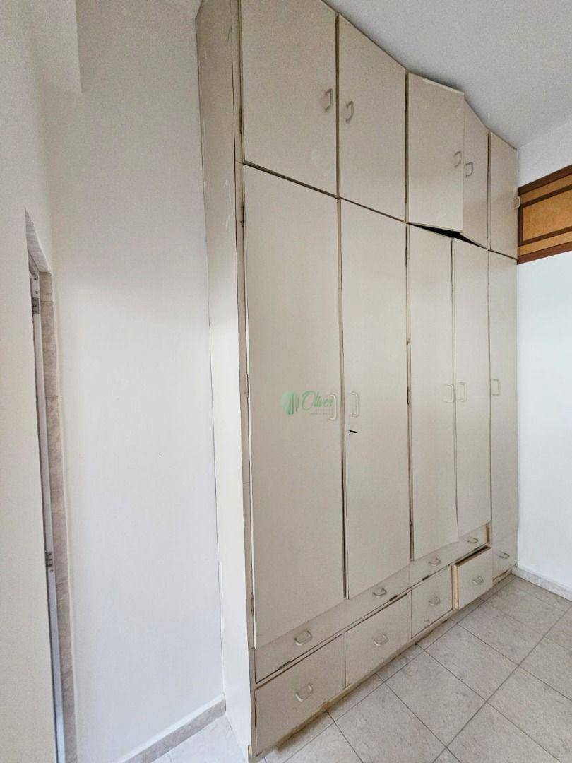 Apartamento à venda com 3 quartos, 145m² - Foto 24