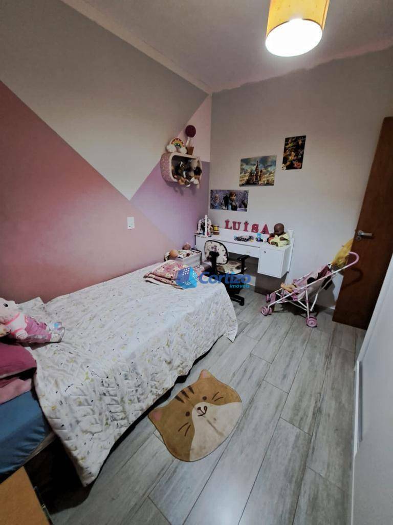 Casa de Condomínio à venda com 3 quartos, 300m² - Foto 19