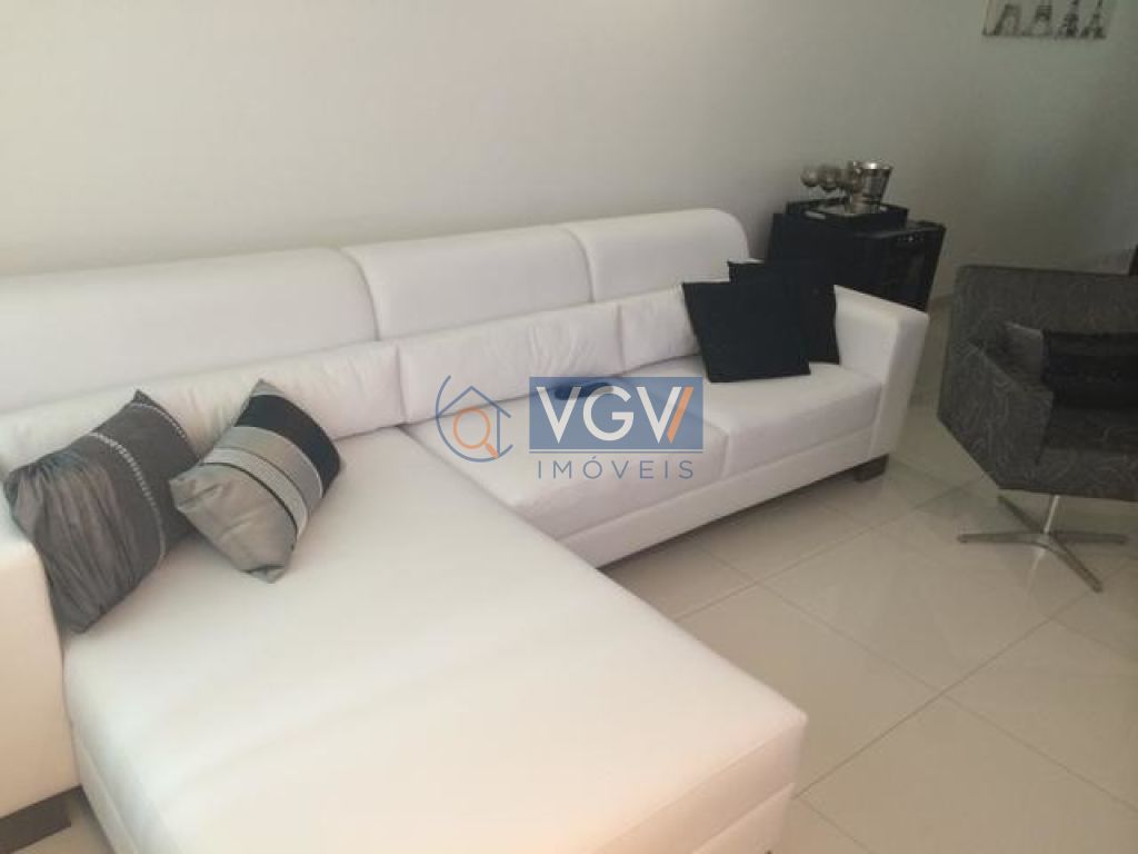 Casa à venda com 3 quartos, 105m² - Foto 6