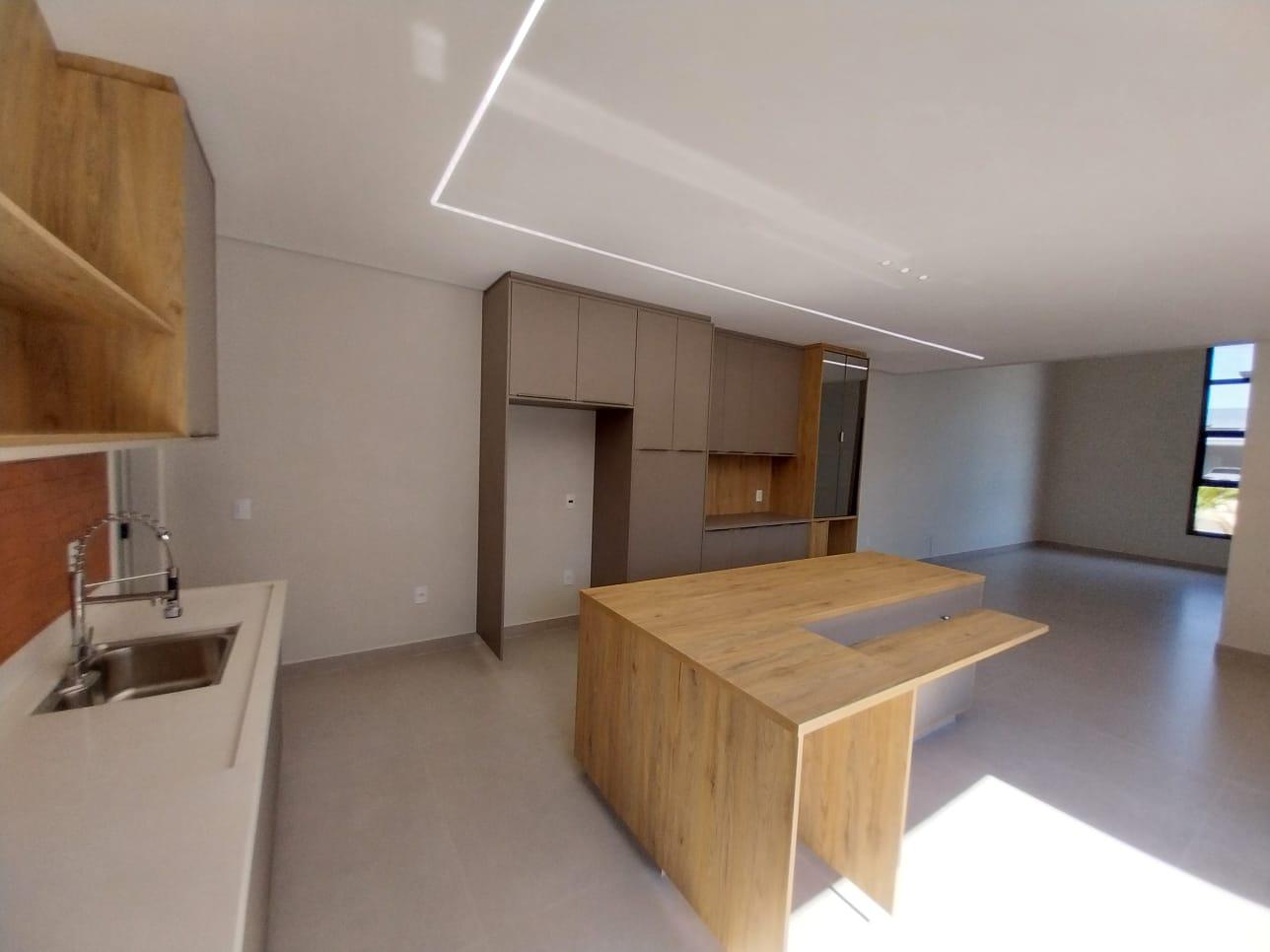 Casa de Condomínio à venda com 3 quartos, 300m² - Foto 6