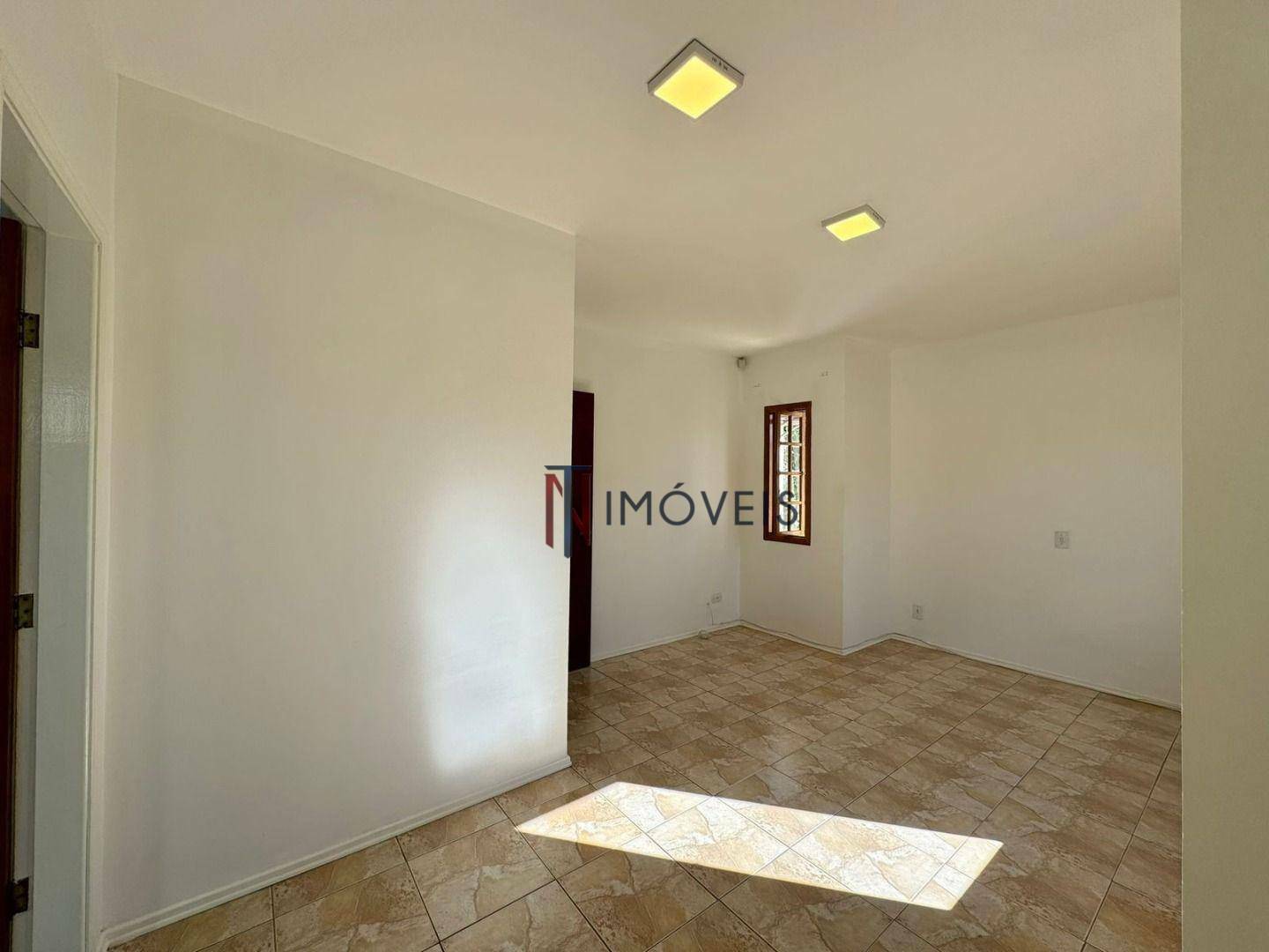 Casa para alugar com 3 quartos, 210m² - Foto 20