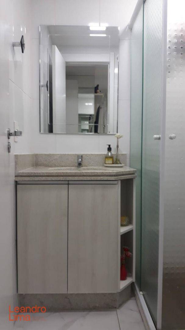 Apartamento à venda com 2 quartos, 60m² - Foto 13