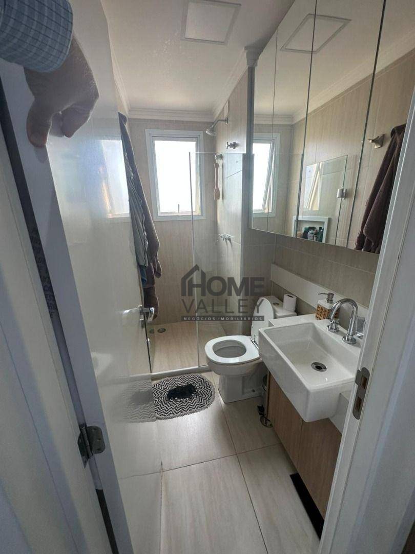 Apartamento à venda com 2 quartos, 75m² - Foto 9