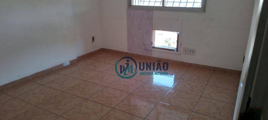 Apartamento à venda com 2 quartos, 70m² - Foto 3