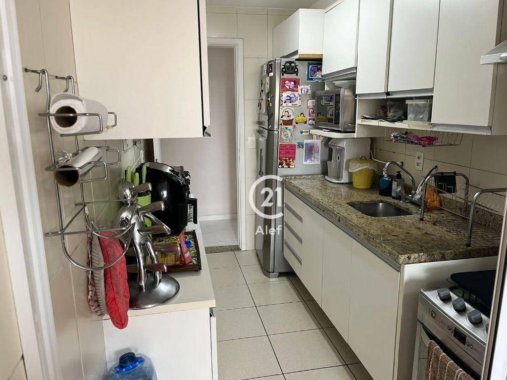 Apartamento à venda com 3 quartos, 101m² - Foto 13