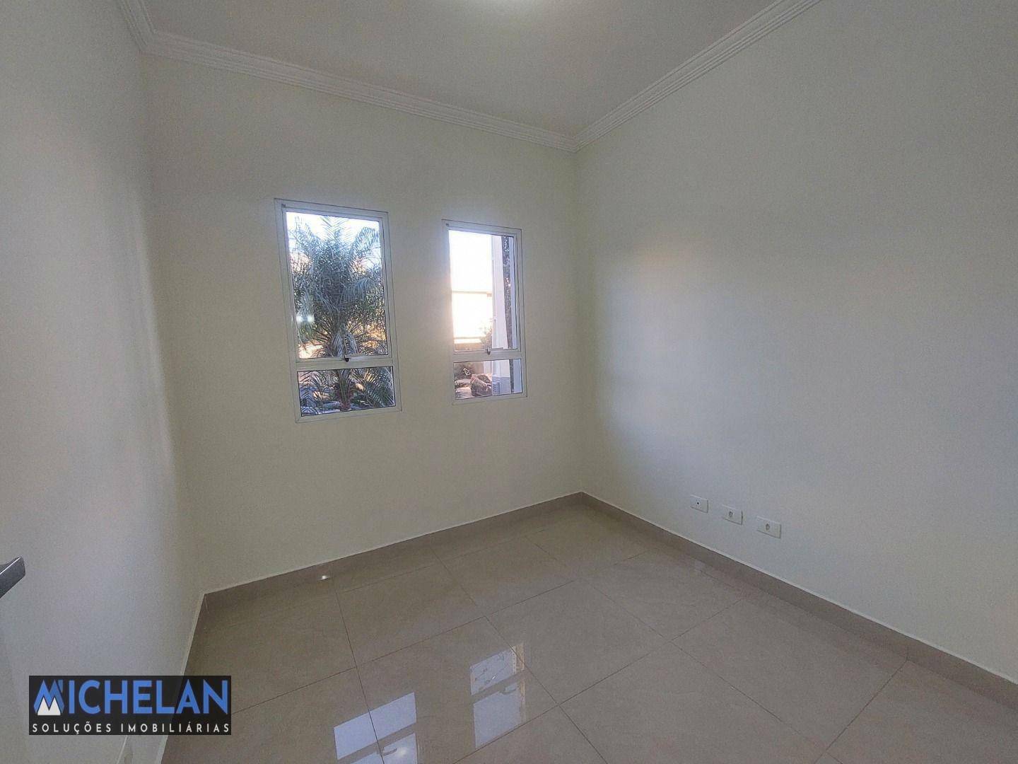 Casa de Condomínio para alugar com 3 quartos, 220m² - Foto 11