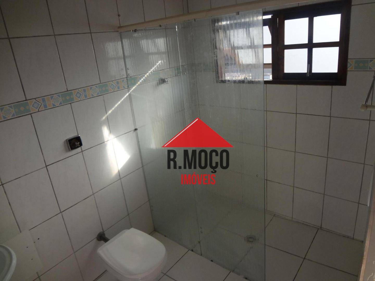 Sobrado à venda com 8 quartos, 100m² - Foto 30