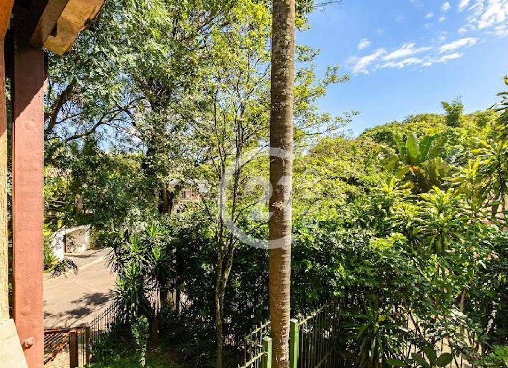 Casa à venda com 3 quartos, 250m² - Foto 25
