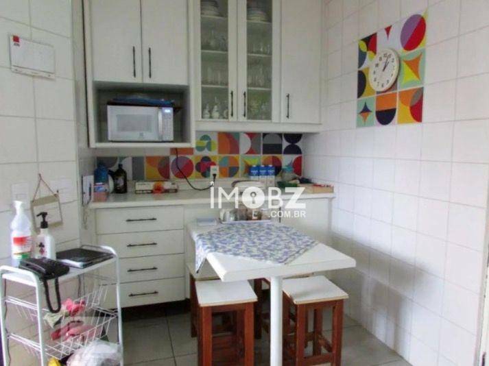 Apartamento à venda com 3 quartos, 106m² - Foto 9