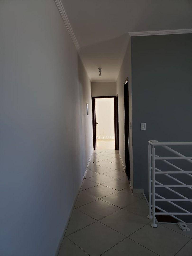 Casa à venda e aluguel com 3 quartos, 200m² - Foto 21