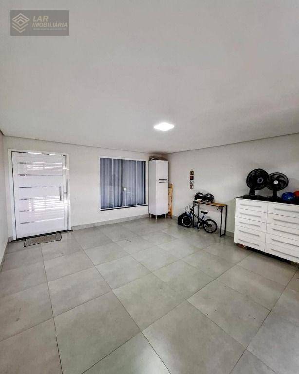 Casa à venda com 2 quartos, 110m² - Foto 13