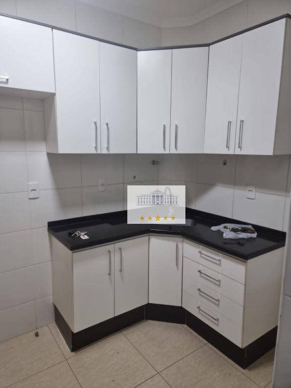 Apartamento à venda com 2 quartos, 82m² - Foto 4