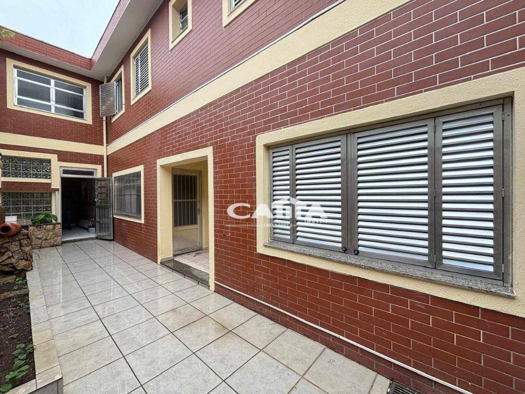 Sobrado, 6 quartos, 180 m² - Foto 1