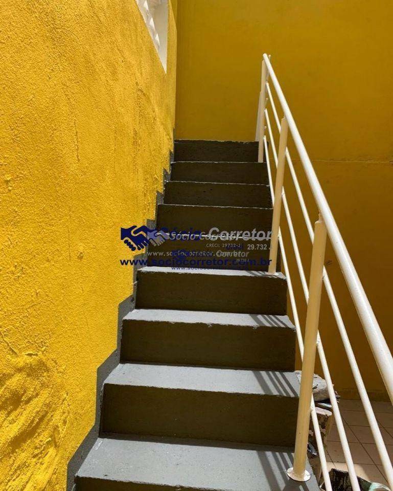 Sobrado à venda com 3 quartos, 200m² - Foto 27