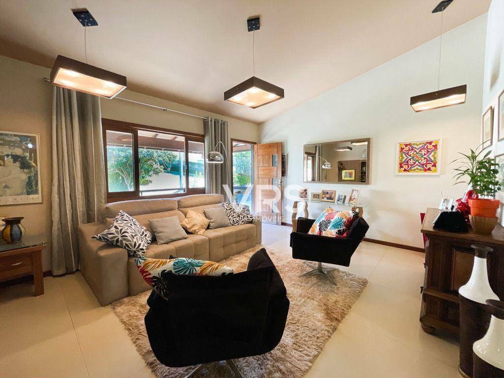 Casa de Condomínio à venda com 4 quartos, 250m² - Foto 7