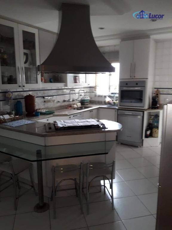 Apartamento à venda com 3 quartos, 185m² - Foto 21