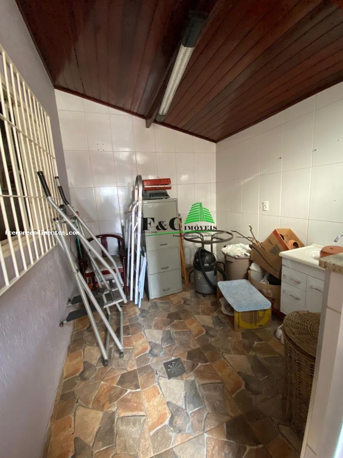 Casa à venda com 2 quartos, 140m² - Foto 21