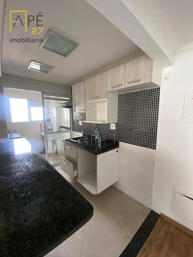 Apartamento à venda com 3 quartos, 65m² - Foto 7