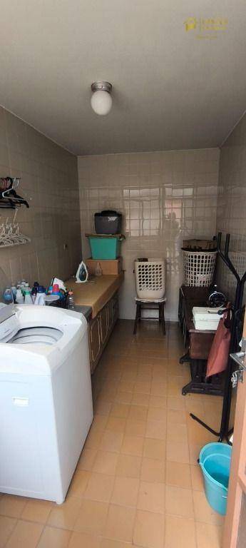 Casa à venda com 3 quartos, 204m² - Foto 17