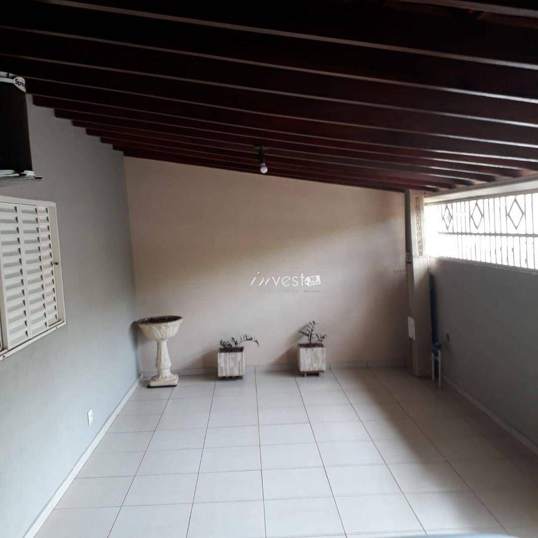 Casa à venda com 3 quartos, 199m² - Foto 6