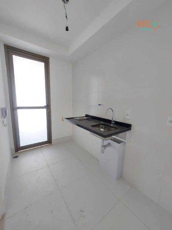 Apartamento à venda com 3 quartos, 83m² - Foto 34