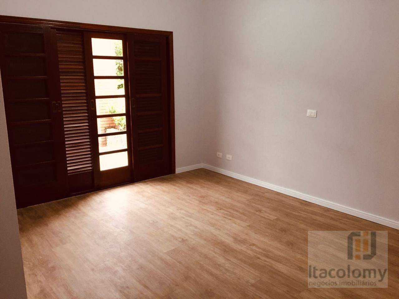 Casa de Condomínio à venda e aluguel com 4 quartos, 470m² - Foto 17
