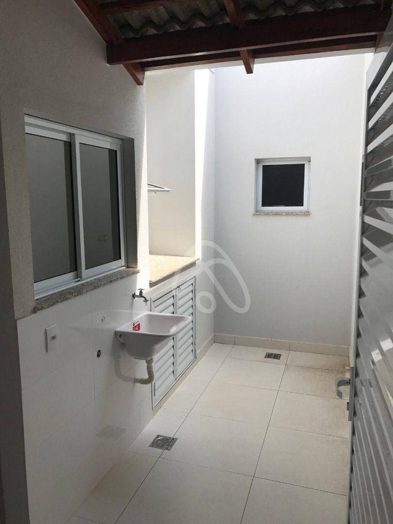 Casa à venda com 3 quartos, 95m² - Foto 8