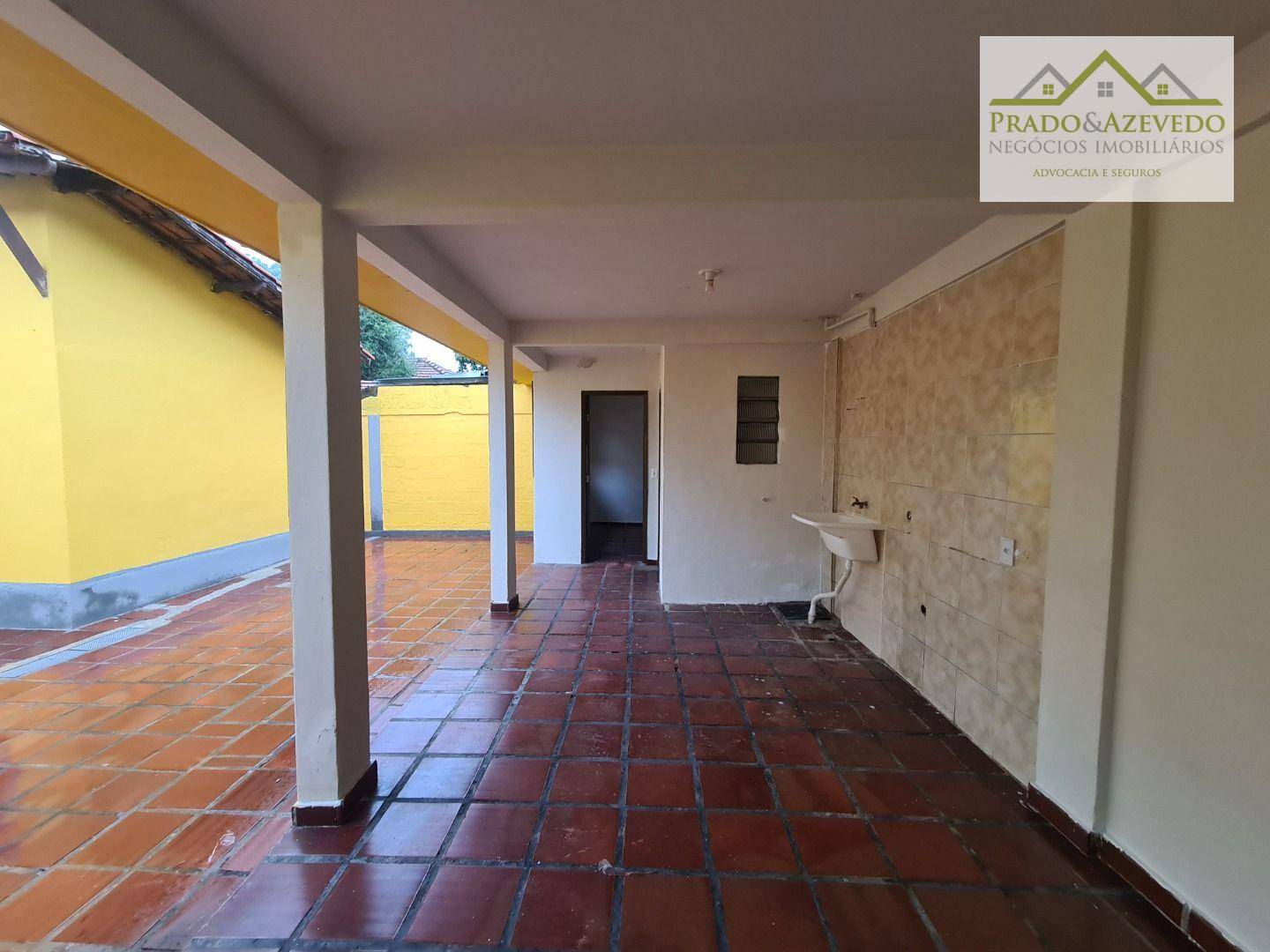 Casa à venda e aluguel com 2 quartos, 190m² - Foto 18