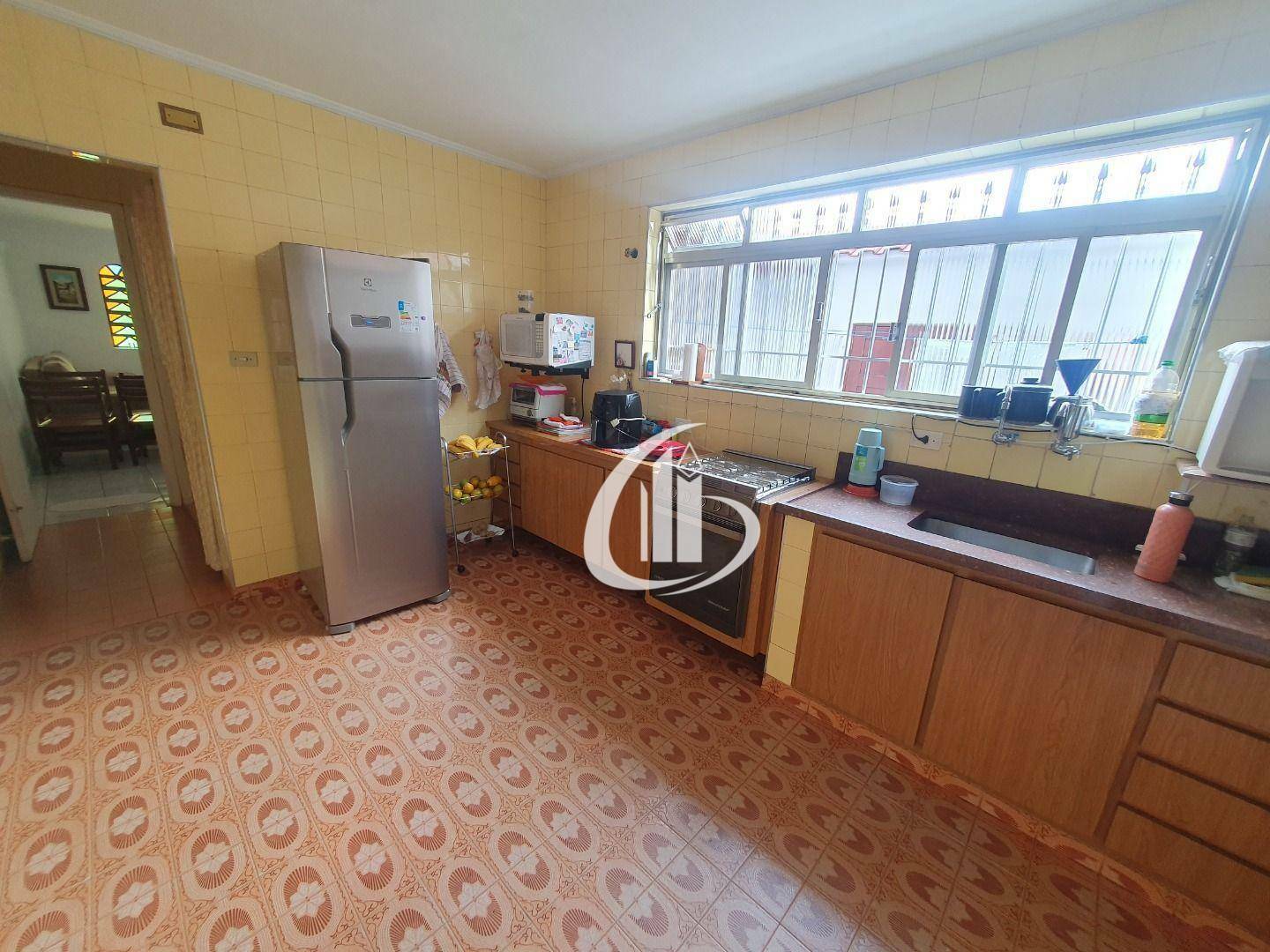 Sobrado à venda com 3 quartos, 150m² - Foto 8