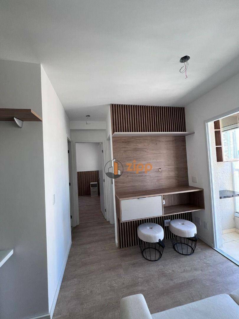 Apartamento à venda com 2 quartos, 43m² - Foto 2