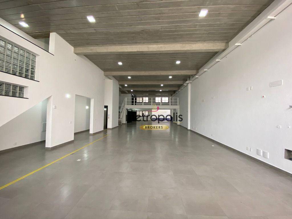 Prédio Inteiro para alugar, 701m² - Foto 1