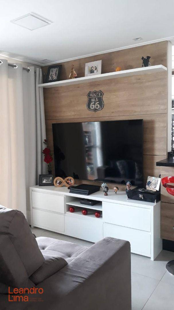 Apartamento à venda com 2 quartos, 60m² - Foto 1