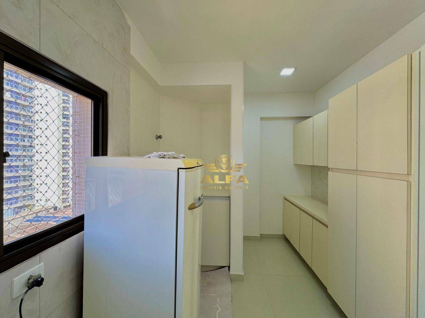 Apartamento à venda com 3 quartos, 160m² - Foto 11