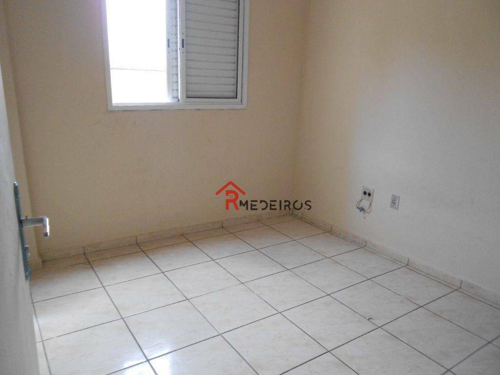 Apartamento à venda com 2 quartos, 42m² - Foto 14