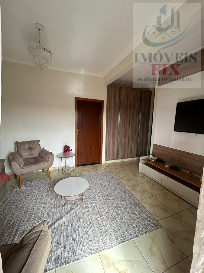 Casa à venda com 3 quartos, 240m² - Foto 20