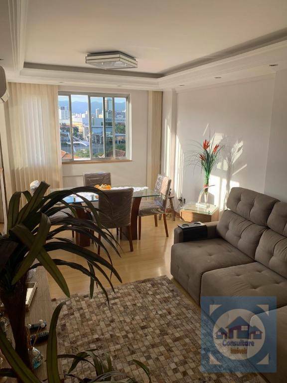 Apartamento à venda com 2 quartos, 112m² - Foto 4