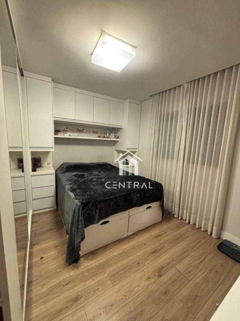 Apartamento à venda com 2 quartos, 70m² - Foto 10