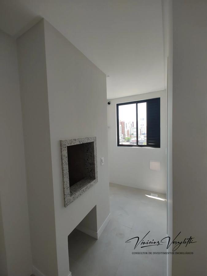 Apartamento à venda com 2 quartos, 67m² - Foto 5