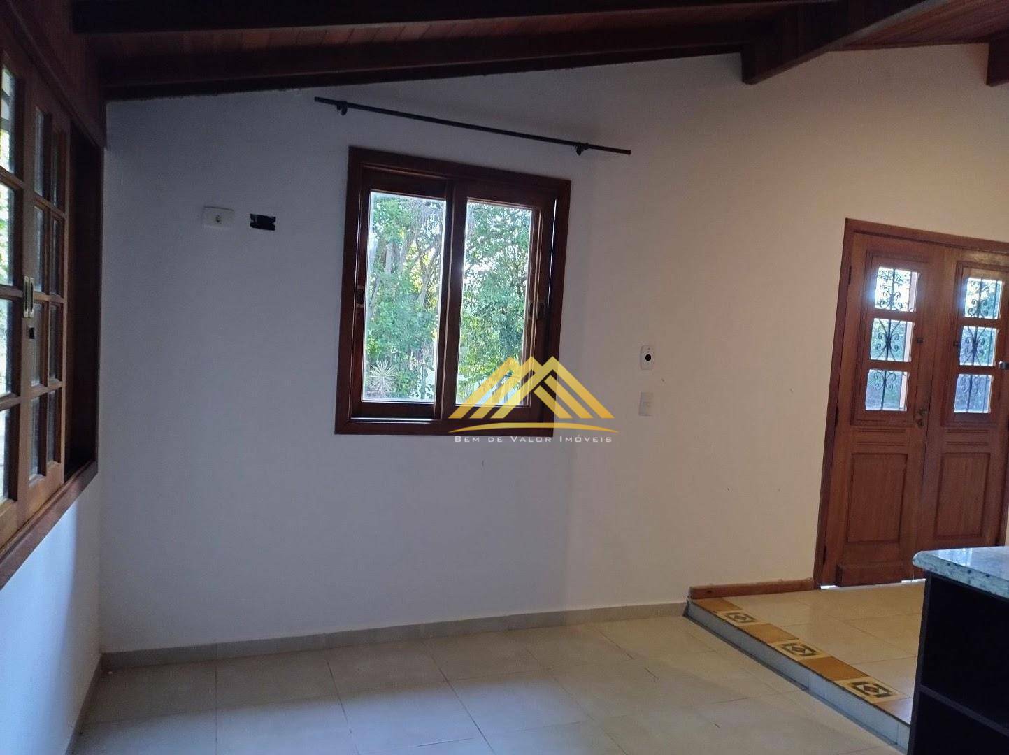 Casa à venda e aluguel com 3 quartos, 400m² - Foto 22