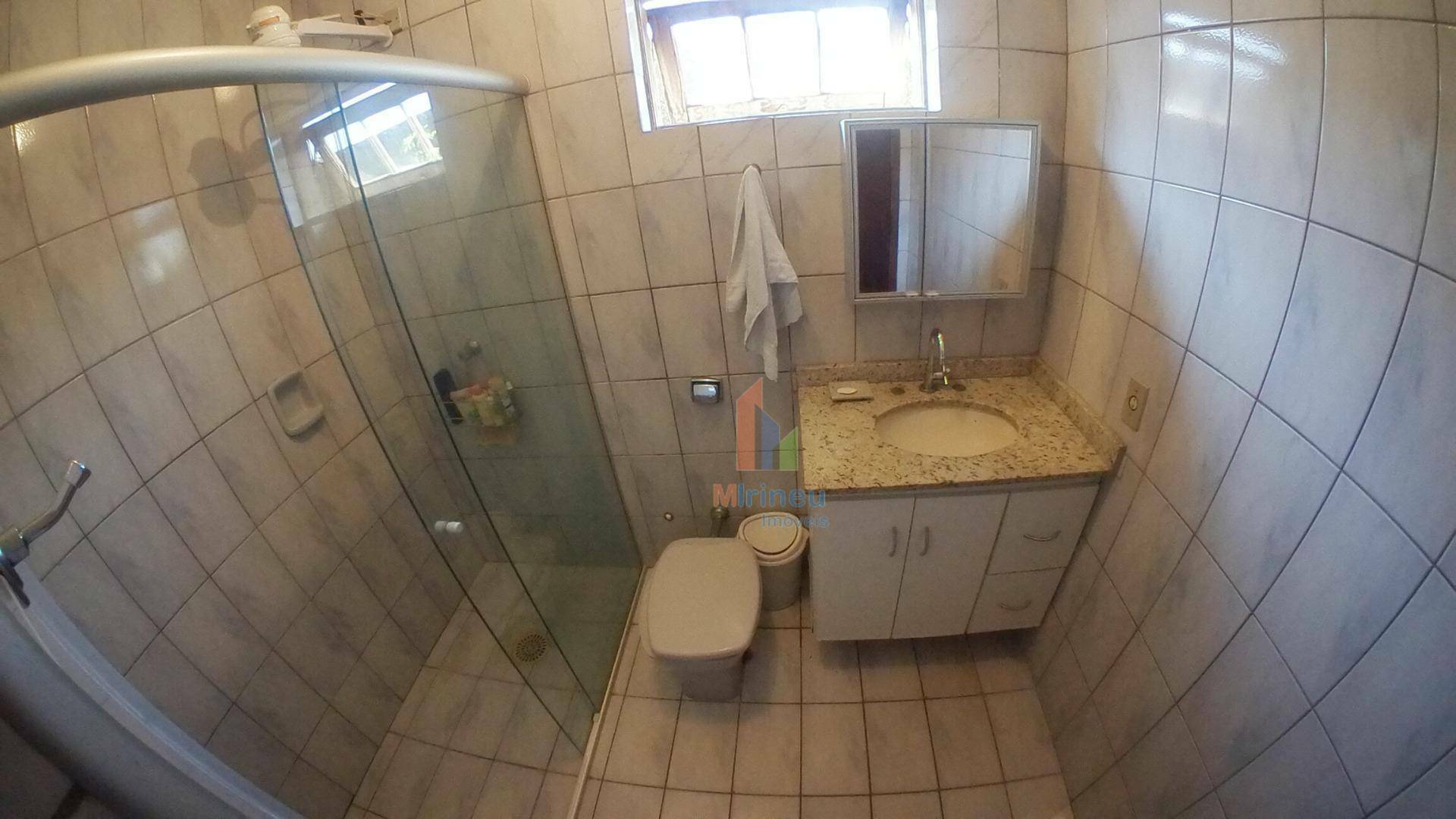 Casa à venda com 5 quartos, 202m² - Foto 13