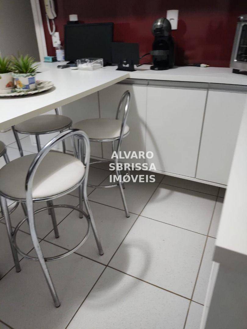 Apartamento à venda com 3 quartos, 134m² - Foto 10