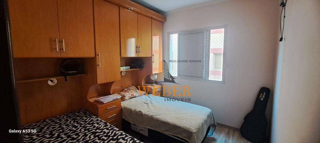 Apartamento à venda com 2 quartos, 80m² - Foto 30