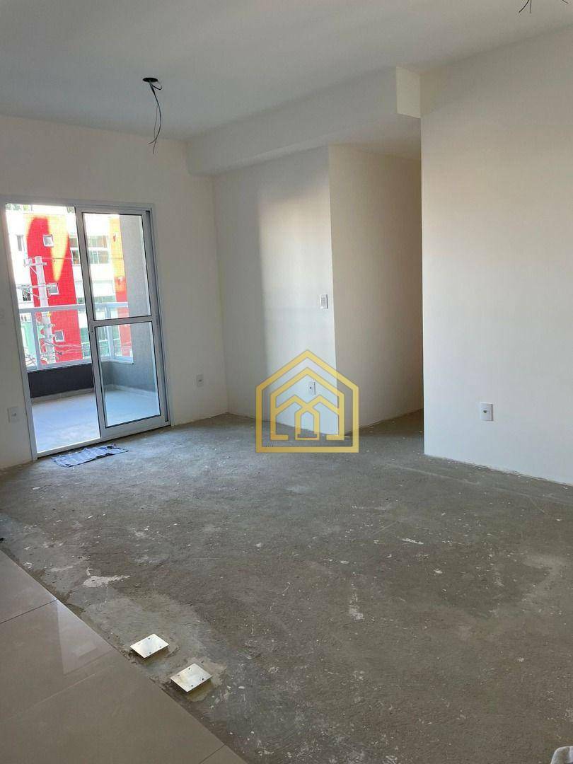 Apartamento à venda com 3 quartos, 77m² - Foto 11