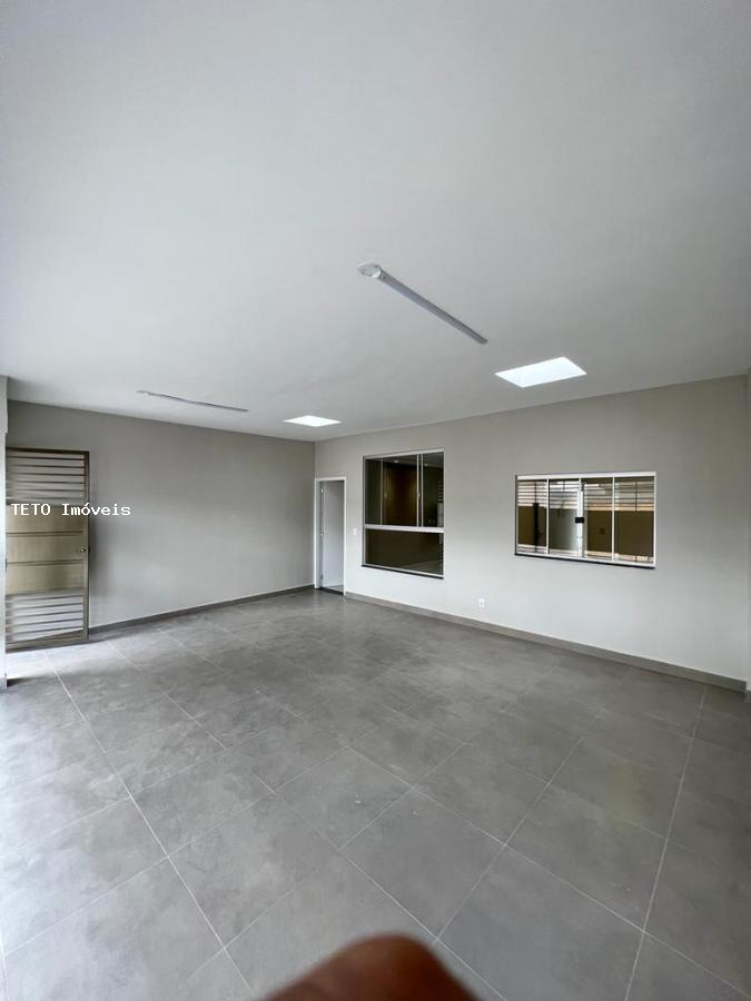 Casa à venda com 3 quartos, 200m² - Foto 5